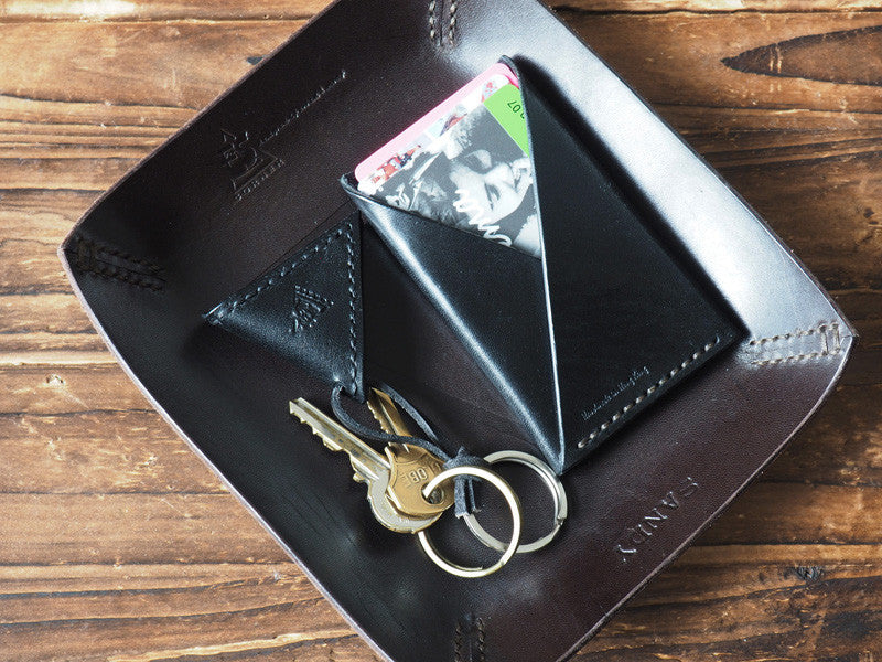 ES Corner Handmade Leather Guitar Pick Case Pick Holder Black with Card Holder on Valet tray