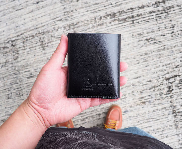 Mens fashion everyday carry slim wallet leather Peak billfold wallet Black card case | ES Corner