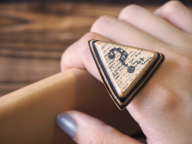 ES Corner Handmade Leather Question Mark Ring Black Natural Nude Layer Accessories Triangle 