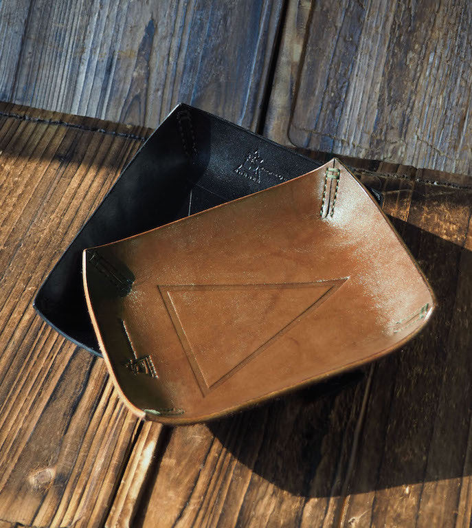 ES Corner Handmade Leather Valet Tray Desk tray Stash Tray Coin tray Daily catchall home decor Brown Personalized | Black & Brown