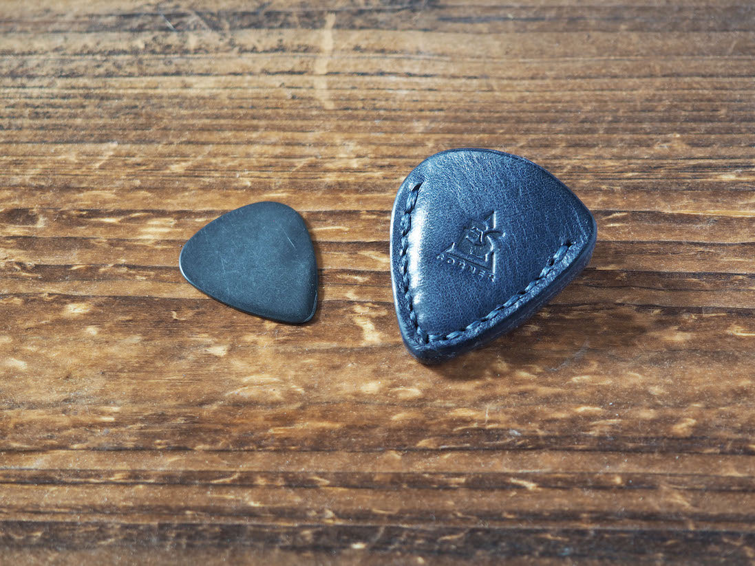 Personalized Teardrop Guitar Pick Holder #Blue | Handmade Leather Goods | Personalized Gifts | ES Corner